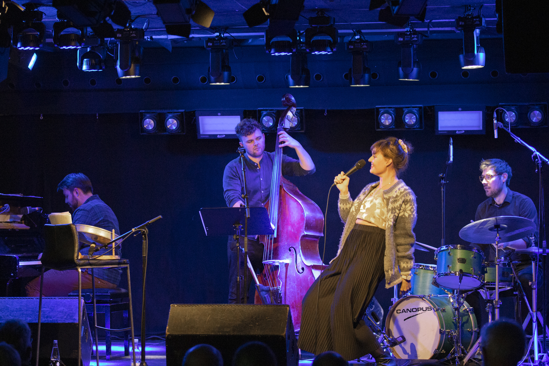 2019-11-13 Live Foyn Friis 067a